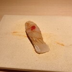 Sushi Nakamura - 1貫目　ヒラメの昆布締め