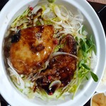 ナカガワ☆スエ食堂 - フォアグラアップ画像(ファミレスのハンバーグくらいの大きさがあります)