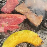 焼肉＆韓国料理 3人息子家 - 