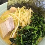 萬来亭 - ネギラーメンノリレンソウ　かためおおめ