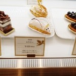 ルコント - スウリーも微笑んでました