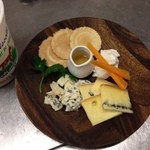 ダルマカフェ - チーズ盛り合わせ