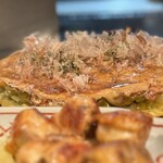 Okonomiyaki Dan - 「豚大えび玉」と「とり塩」のコラボ (^O^)❒’’