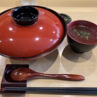 花見川 大富 - 親子そぼろ丼（大）1400円