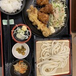 Oyakoukou Udon - 本日のお勧めランチ定食　税込880円
