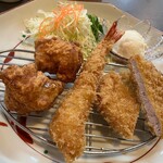 駅前食堂 とみ田 - 