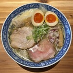 麺屋 夢風 - 内モンゴル塩らぁめん(味玉ワンタントッピング)