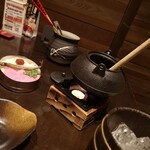 毎日北海道物産展 ネオ炉端 道南農林水産部 - トトロのさつきのお弁当ともののけ姫のジコ坊の味噌おじやです。