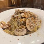 谷町ビール ブリューパブ テタールヴァレ - マッシュルームのパスタ