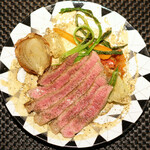 プールトワ - ランチコース 2000円 のトモサンカクのステーキ