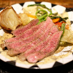 プールトワ - ランチコース 2000円 のトモサンカクのステーキ