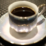 プールトワ - ランチコース 2000円 のコーヒー