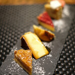 プールトワ - ランチコース 2000円 のデザート盛り合わせ