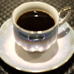 プールトワ - ランチコース 2000円 のコーヒー