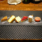 プールトワ - ランチコース 2000円 のデザート盛り合わせ