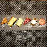 プールトワ - ランチコース 2000円 のデザート盛り合わせ