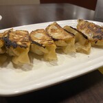 Bamiyan - 2024/01/10
                本格焼餃子 296円→219円×2皿
                ✳︎アプリクーポン