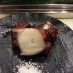 Yokohama No Sushikan - ゆでタコの刺身