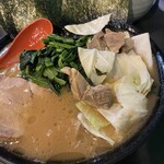 230814057 - ラーメンにキャベチャ投入