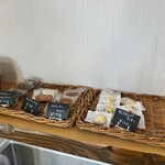 鉾田フルーツチーズケーキ - 内観