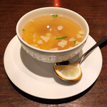 ワヤン バリ - ステーキランチ(250g) 1000円 のスープ