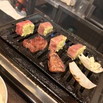 大衆ホルモン焼肉 順 - 