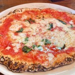 PIZZERIA DA MASSIMO - マルゲリータ