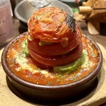 福島金魚 - トマトとアボカドのミルフィーユグラタン