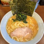 寿々喜家 - ラーメン並850円