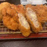 Tonkatsu Hamakatsu - 4種9切れのカツ