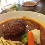 ソッリーゾ - 煮込みシチューハンバーグ