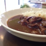 ソッリーゾ - スパイシーなビーフカレー