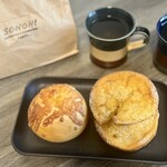 SONOHI BAGEL - 『ベーグル 2種のチーズ』
      『ベーグル　フレンチトースト』