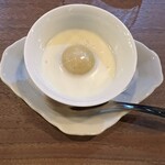 饗華 - 見た目以上の今までにない食感でインパクトありすぎ