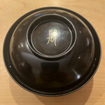 鮨 一二郎 - お椀の中は……