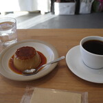 EDIT COFFEE ROASTERY - 料理写真:コーヒープリンとコーヒー