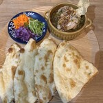 Peena Curry - チキンカレー　ナンに変更　1200円