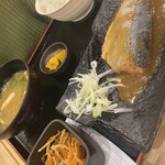 目利きの銀次 - 神さんはランチの味噌鯖定食！こちらやはり人気でした！