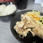 Kurichan - ラーメン定食の唐揚げ、ご飯