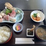 杉 - 刺身定食　¥1210