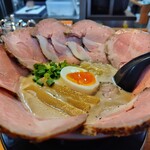 あいつのラーメン かたぐるま - 料理写真: