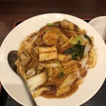 中華居酒屋 食べ飲み放題 嘉楽飯店 - 中華丼