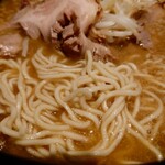 やぐら亭 - 全粒粉ではないものの、パツンと切れる麺が食べやすい。