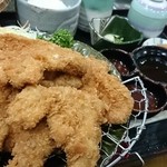 とんかつ 馬の背 - 一口カツ定食（930円）