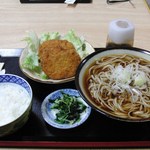 Senri - かけ蕎麦・コロッケのセット