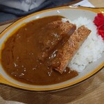 丸万 - 令和6年1月
営業時間(9:00〜)
カツカレー 税込990円