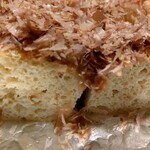 栃尾豆庵 - 「美味しい油揚げの断面は、決まってスポンジ状」の法則