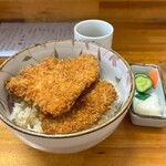 かつどん なかや - カツ丼 しょうゆ(590円)