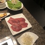 焼肉チャンピオン - 