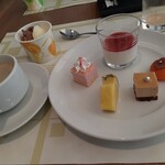 バイキングレストラン ル・プレジール - 